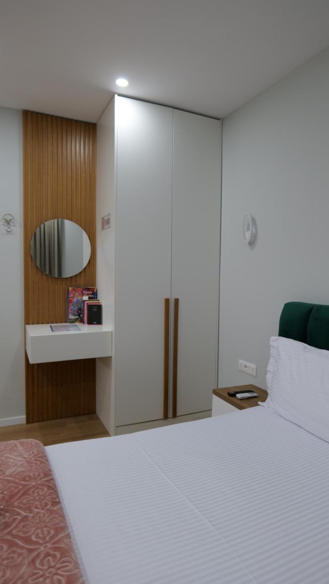 Kristi Apartments 01 Tiranë Luaran gambar